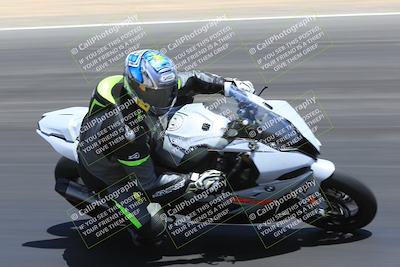 media/May-14-2023-SoCal Trackdays (Sun) [[024eb53b40]]/Turn 3 Inside (12pm)/